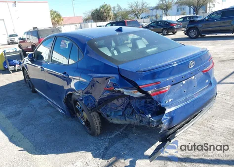 2025 Toyota Camry Se z USA, uszkodzony, nr VIN 4T1DAACK2SU026933